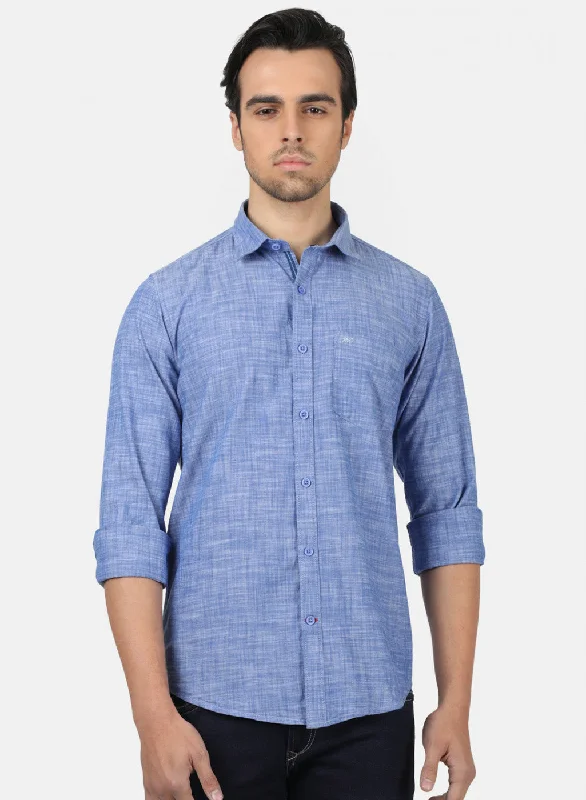 Men's Tailored Fit Checkered Casual Shirts in Multicolor for a Smart - Casual EnsembleMen Blue Solid Shirts