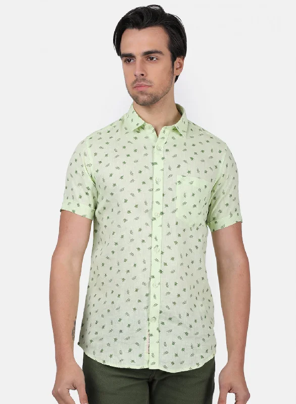 Men's Slim - Fit Printed Floral Casual Shirts in Pastel Colors for a Spring - Inspired VibeMen Green Printed Shirts