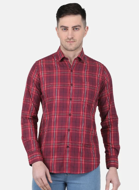 Men's Linen Blend Casual Shirts with Roll - Up Sleeves for a Summer Beach LookMen Maroon Check Shirt