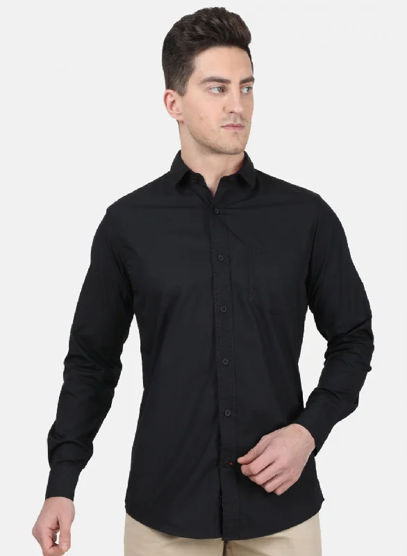 Men's Linen Blend Casual Shirts with Roll - Up Sleeves for a Summer Beach LookMens Black Solid Shirt