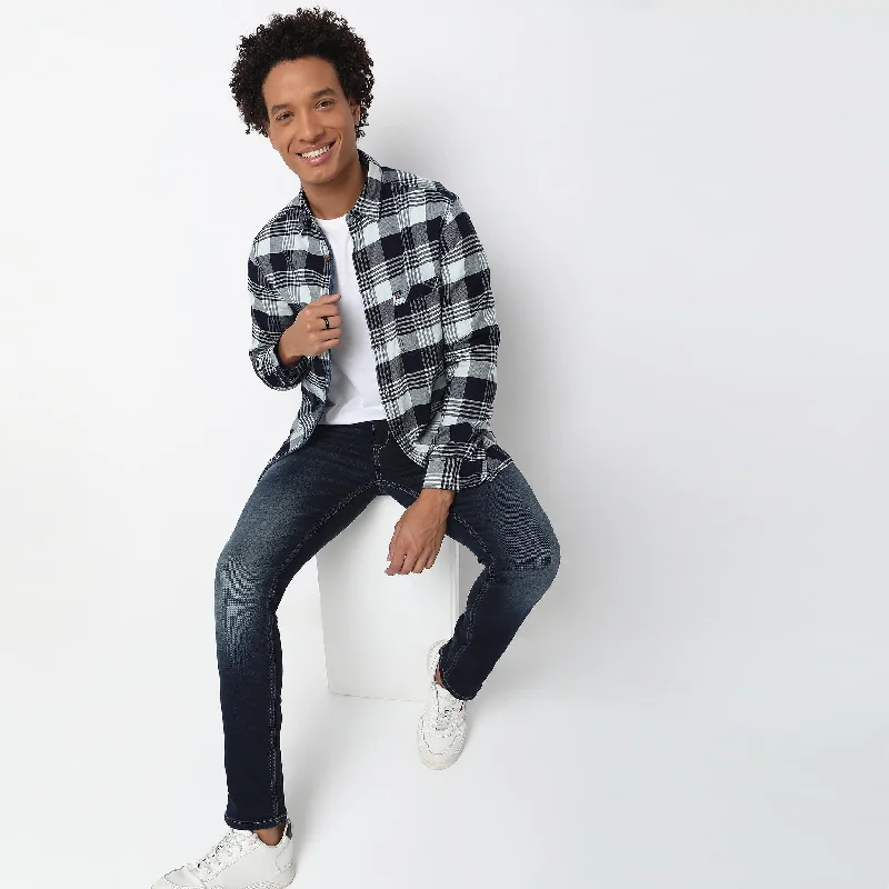 Men's Long - Line Oversized Casual Shirts in Dark Gray for a Relaxed and Modern LookCruiser® Authentic Indigo Regular Fit Shirt Classic Checks Perfect Denim Companion