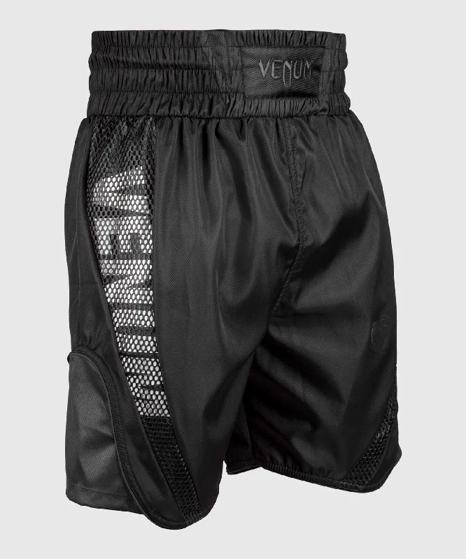 Men's pleated front twill shorts for a classic and sophisticated appearanceShort de boxe Venum Elite - Noir/Noir