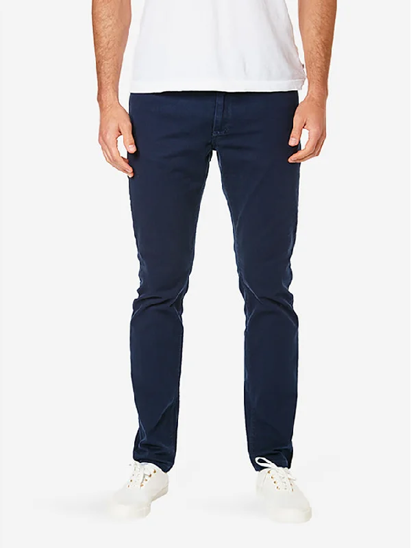 Men's Jeans with a Frayed Hem for a Casual and Effortless StyleSkinny Mercer Jeans