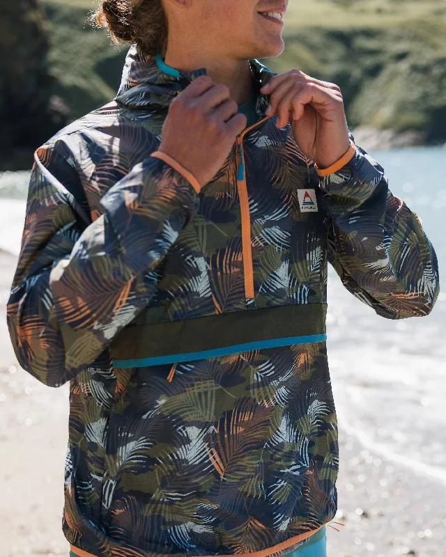 Men jackets with a built - in hood that can be stowed away when not in useGusto Recycled Windshell Anorak - Palm Camo Apricot