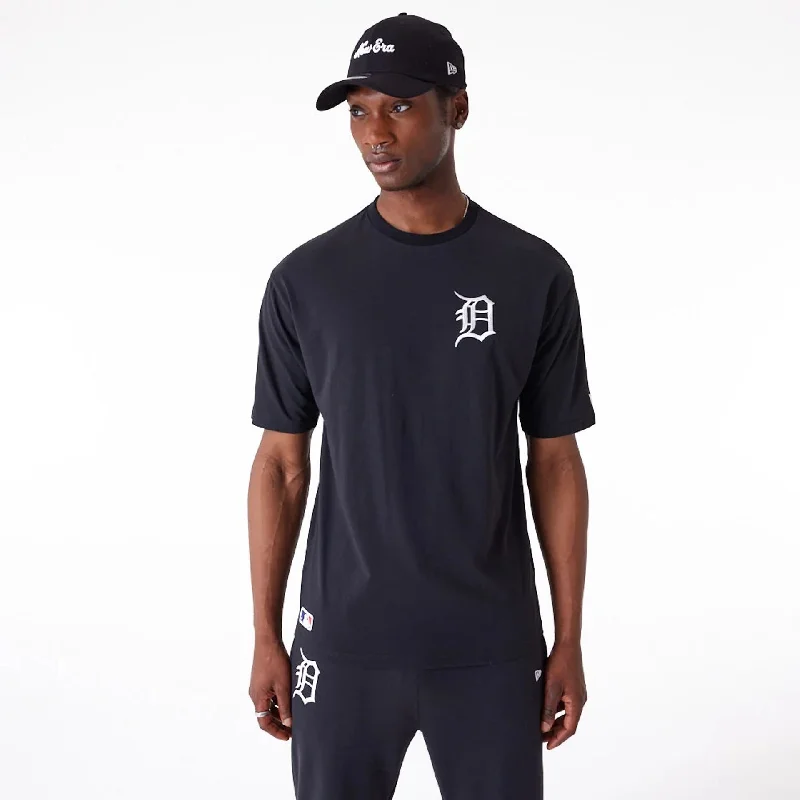 Men's long - sleeve henley t - shirts with button - down placketsDetroit Tigers League Essential Black Oversized T-Shirt