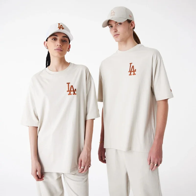 Men's button - front t - shirts with a unique artistic printLA Dodgers League Essential Stone Oversized T-Shirt