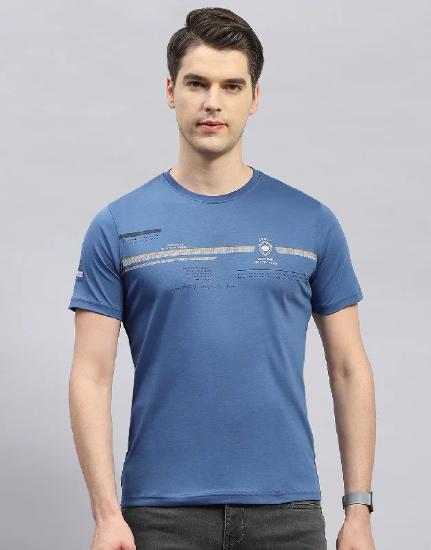 Men's plus - size pocket t - shirts with a classic lookMen Blue Printed Round Neck Half Sleeve T-Shirt