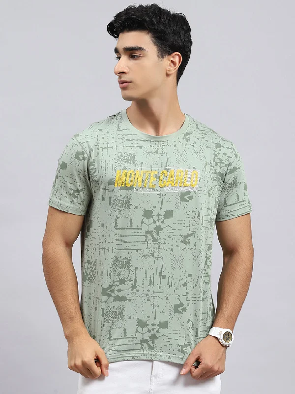 Men's slim - fit graphic t - shirts with vintage rock band printsMen Green Printed T-Shirt