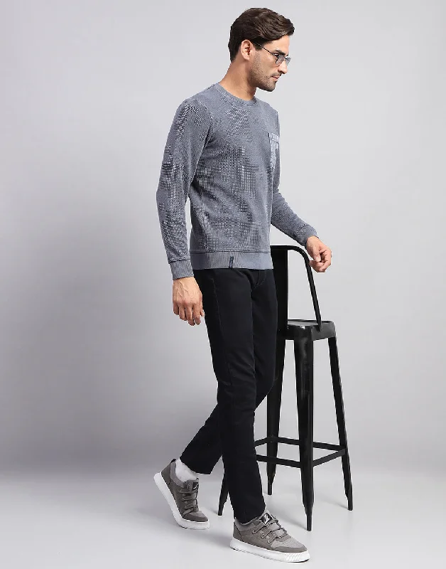 Men's smart - casual checkered t - shirts for semi - formal occasionsMen Grey Solid Round Neck Full Sleeve Winter T-Shirt