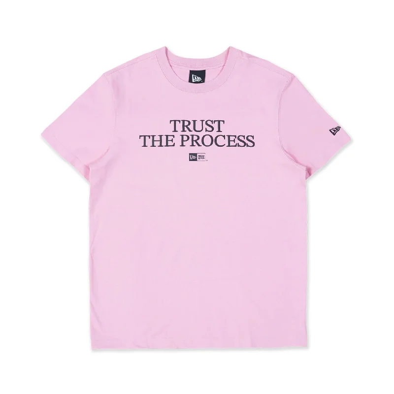 Men's plus - size pocket t - shirts with a classic lookNew Era My Valentine Script Rose Pink T-Shirt