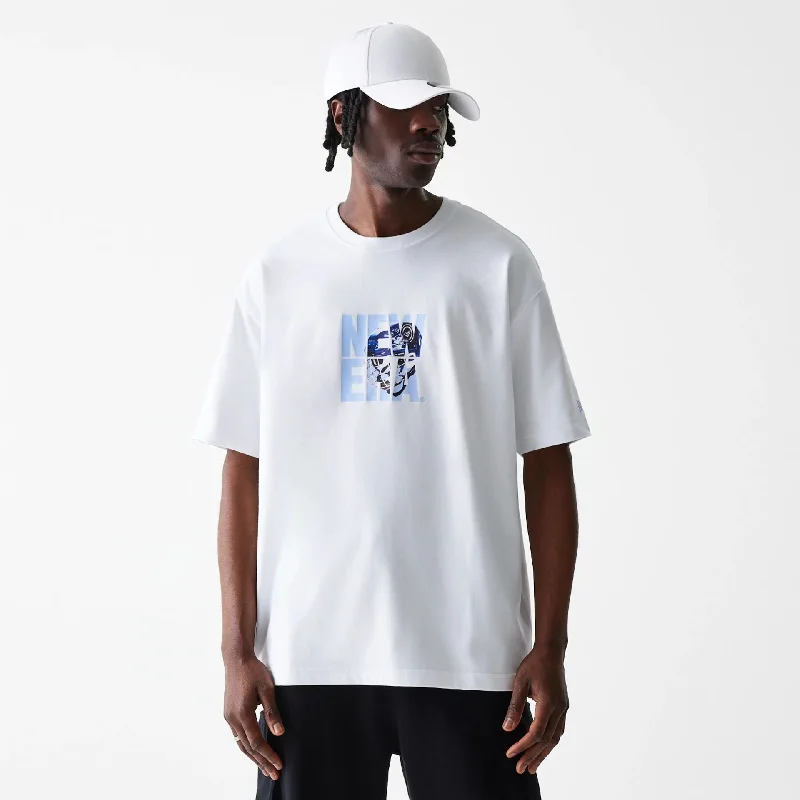 Men's lightweight performance t - shirts for running marathonsNew Era Street Dangle White Oversized T-Shirt