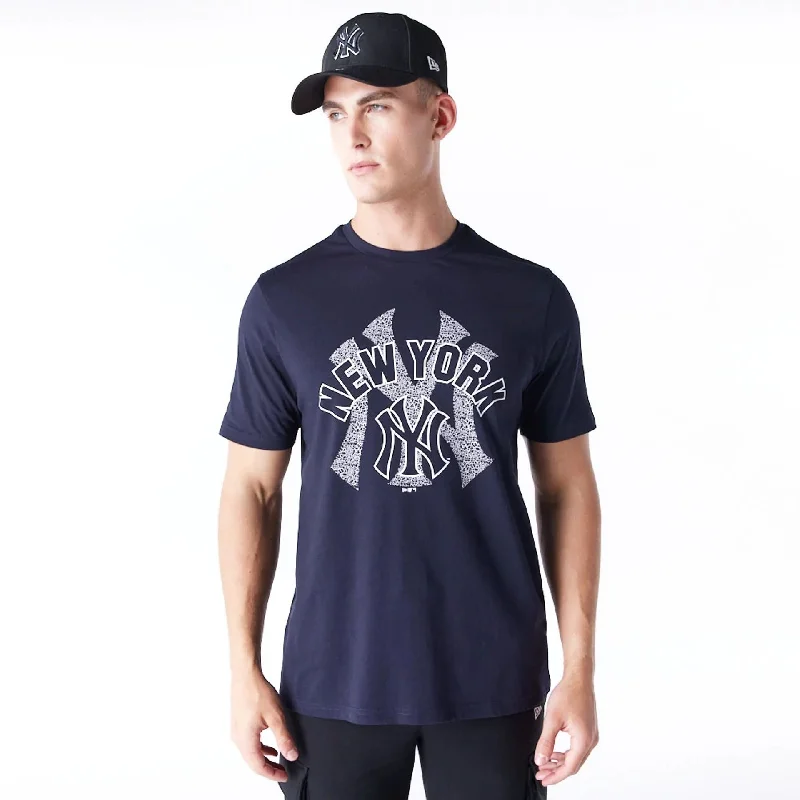 Men's antimicrobial t - shirts for odor - free freshness during travelNew York Yankees MLB Team Logo Graphic Navy T-Shirt